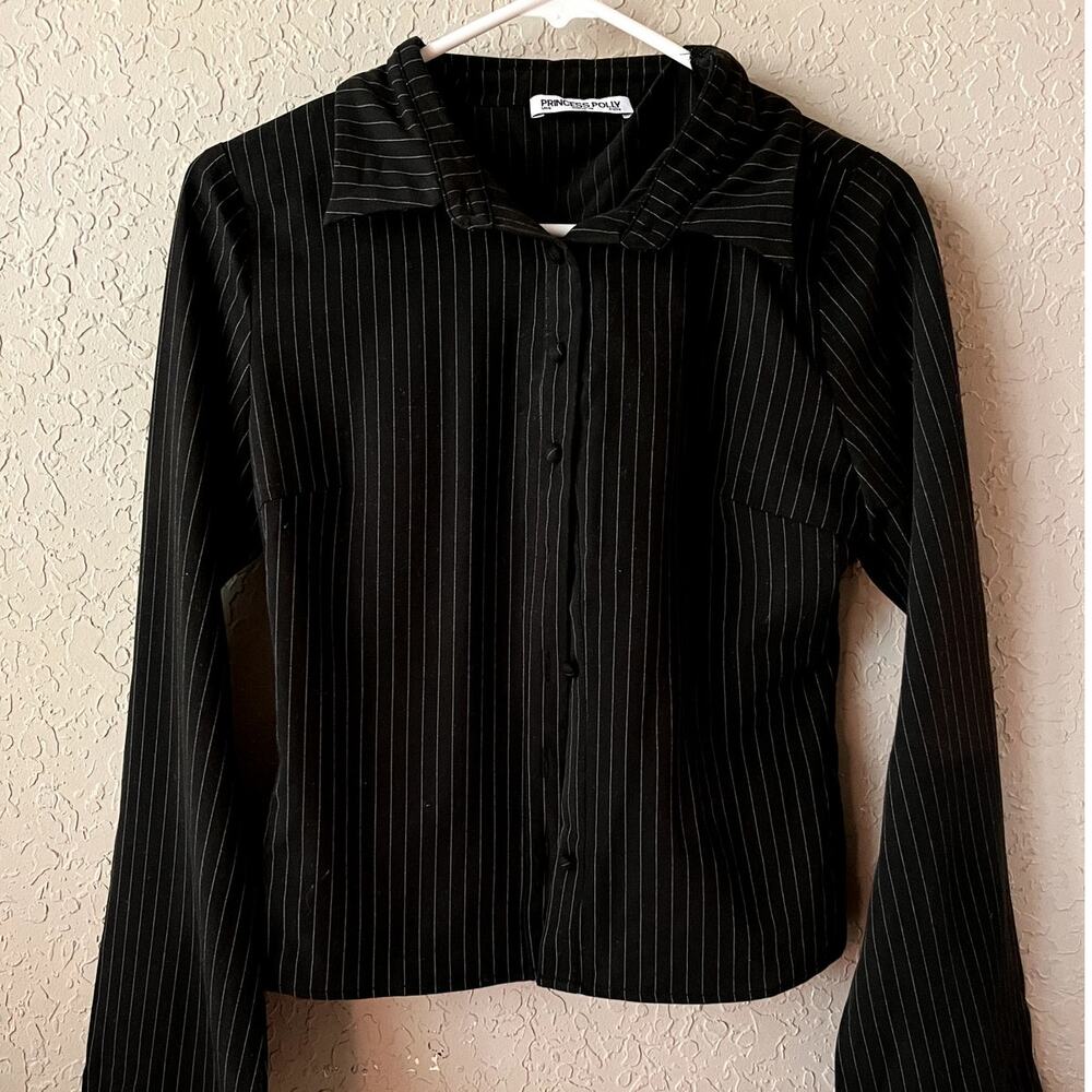 Princess Polly Black Pinstripe Button Down Shirt – Size US 6